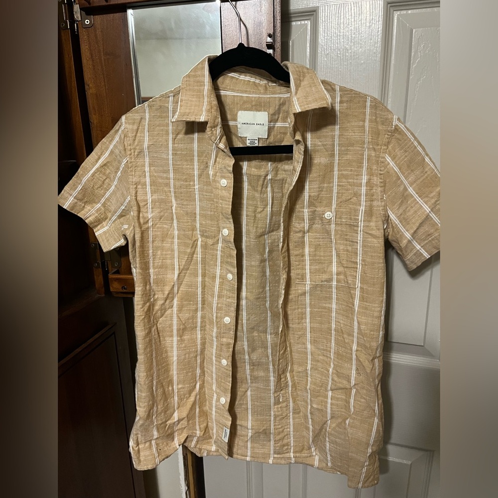 American Eagle 100% cotton short sleeve button up